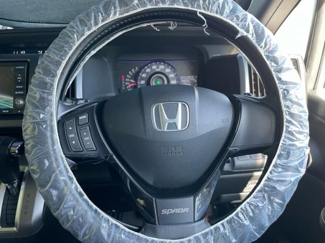 HONDA STEPWAGON SPADA 2011