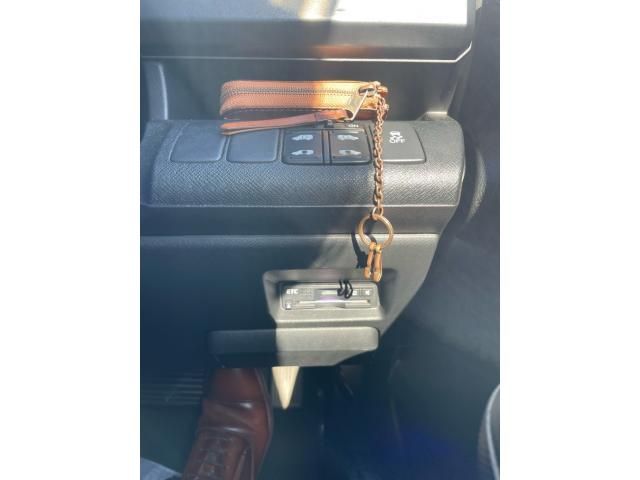 HONDA STEPWAGON SPADA 2011