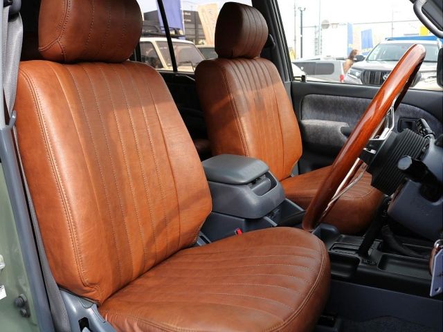 TOYOTA LANDCRUISER PRADO 2001