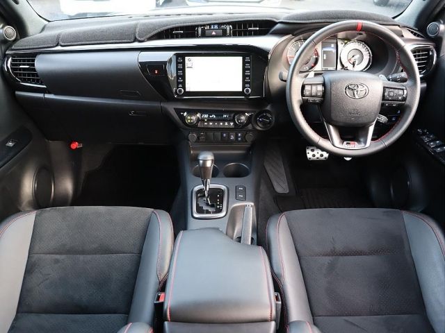 TOYOTA HILUX 4WD 2022