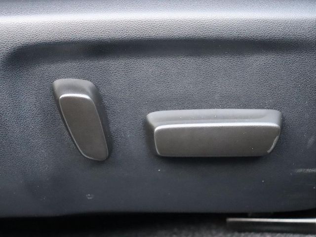 TOYOTA HILUX 4WD 2022