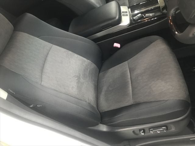 TOYOTA VELLFIRE  HYBRID 4WD 2012