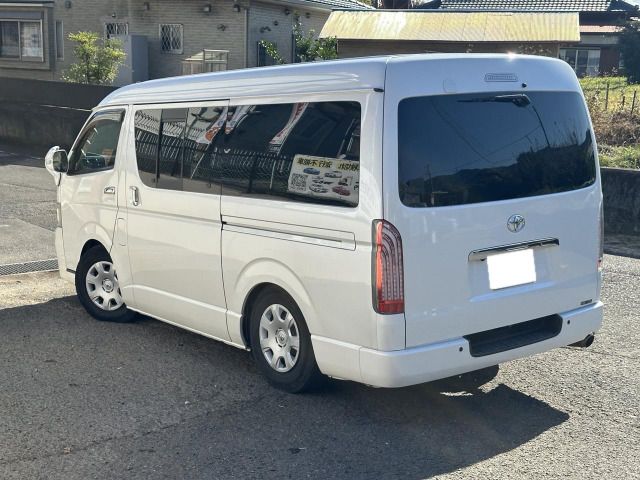 TOYOTA HIACE van 2WD 2011