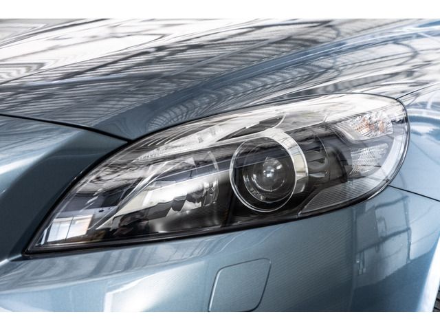 VOLVO VOLVO V40 2013