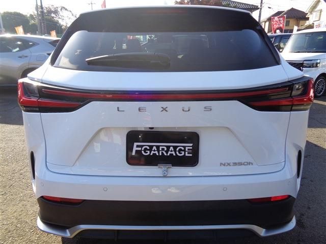 TOYOTA LEXUS NX350h 2023