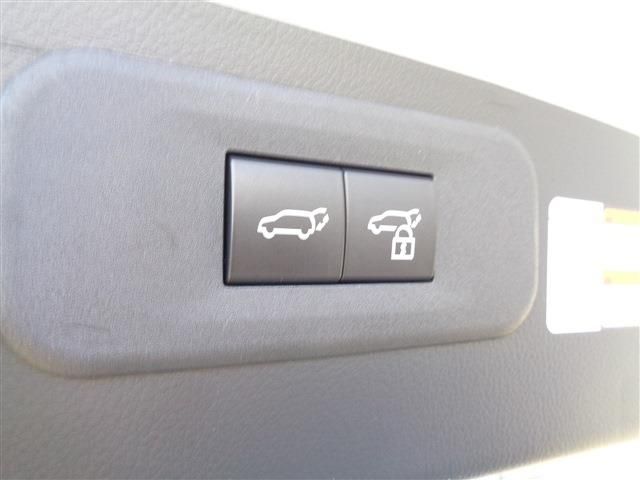 TOYOTA LEXUS NX350h 2023