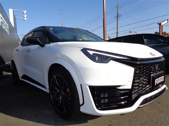 TOYOTA LEXUS LBX 2025