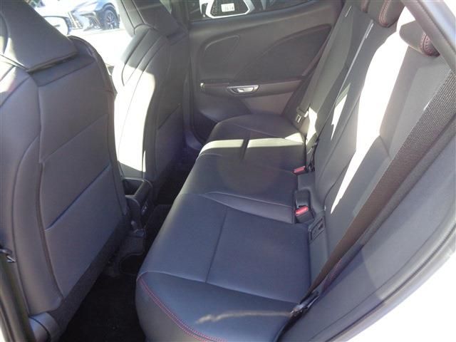 TOYOTA LEXUS LBX 2025