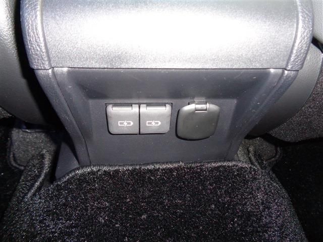 TOYOTA LEXUS LBX 2025