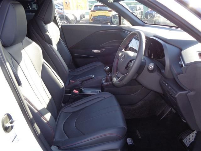 TOYOTA LEXUS LBX 2025