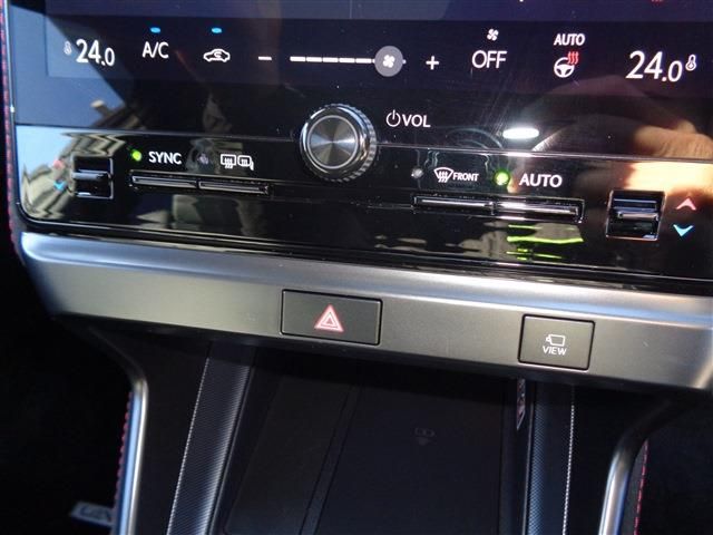 TOYOTA LEXUS LBX 2025