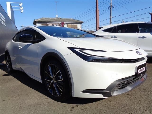 TOYOTA PRIUS 2024