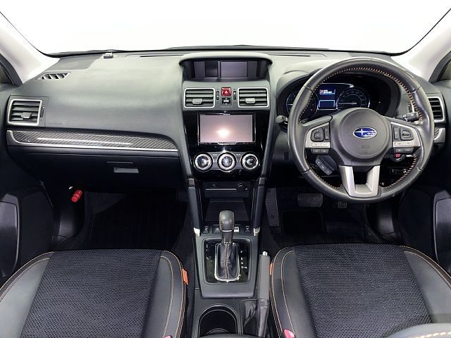 SUBARU FORESTER 2016