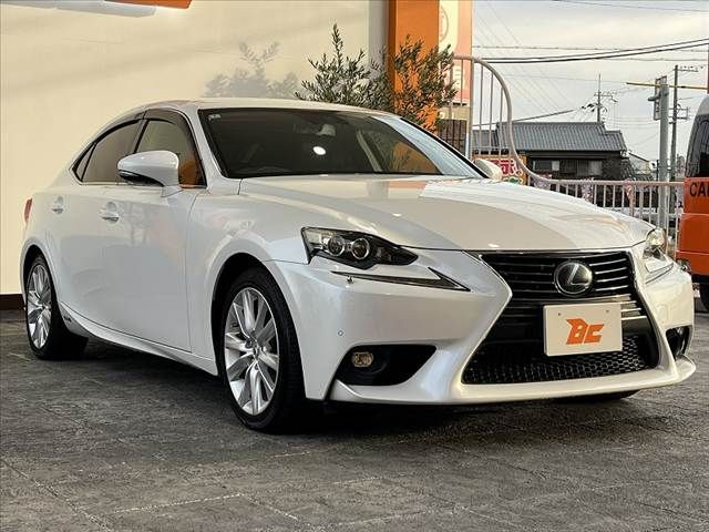 TOYOTA LEXUS IS300h 2013