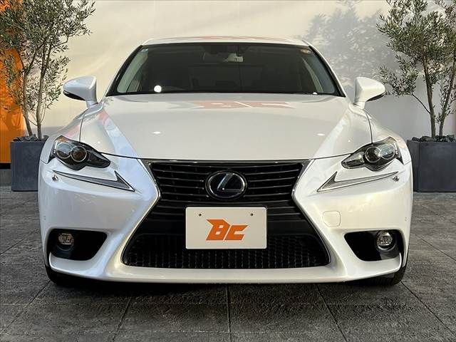 TOYOTA LEXUS IS300h 2013