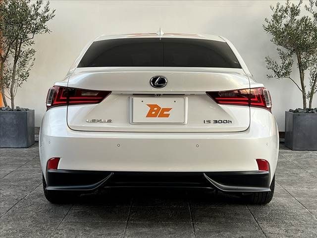 TOYOTA LEXUS IS300h 2013