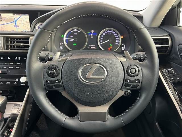 TOYOTA LEXUS IS300h 2013