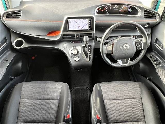 TOYOTA SIENTA 2019