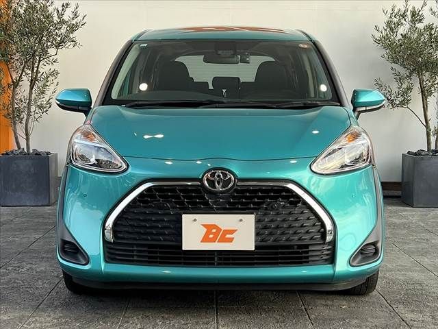 TOYOTA SIENTA 2019