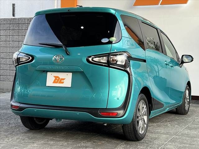 TOYOTA SIENTA 2019