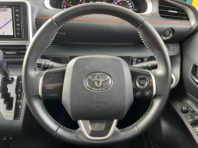 TOYOTA SIENTA 2019