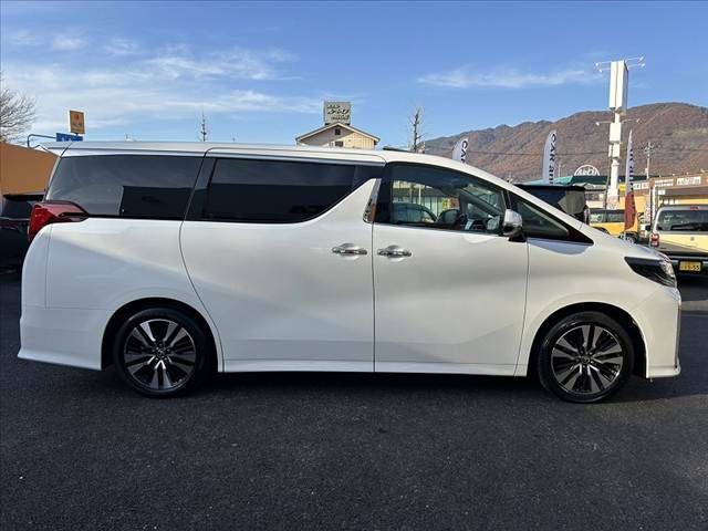 TOYOTA ALPHARD 2023