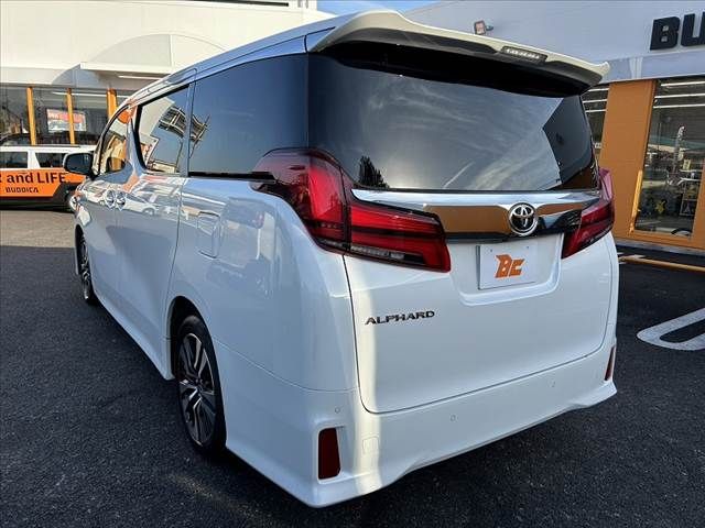 TOYOTA ALPHARD 2023