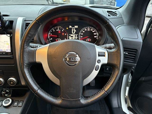 NISSAN X-TRAIL 4WD 2012