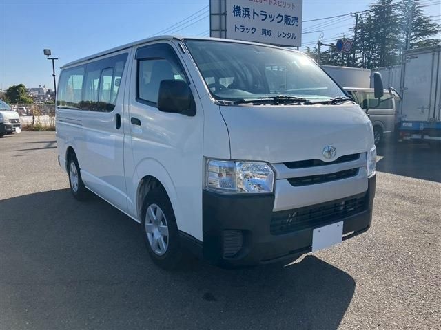 TOYOTA HIACE van 2WD 2019
