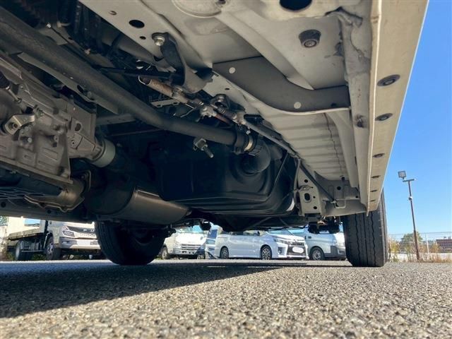 TOYOTA HIACE van 2WD 2019