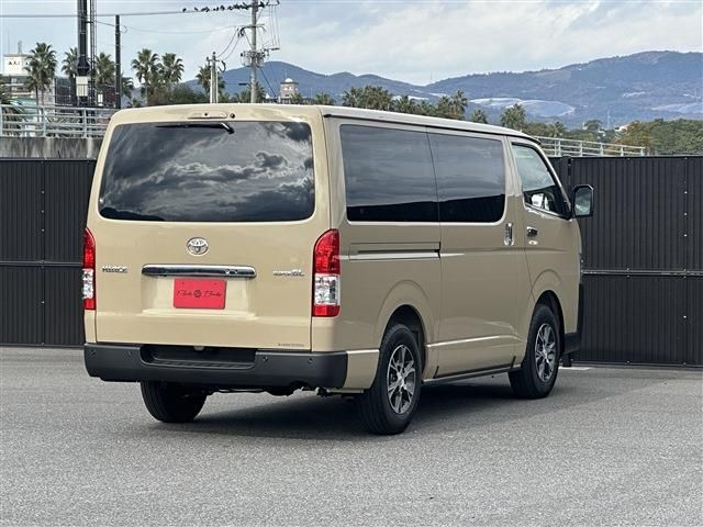 TOYOTA HIACE van 2WD 2025