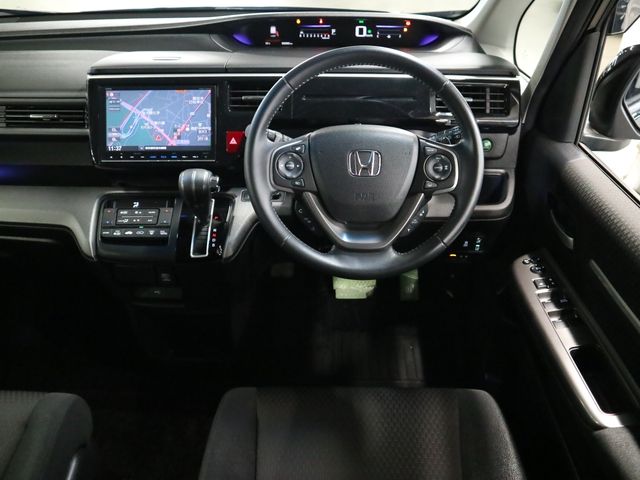 HONDA STEPWAGON SPADA 2017