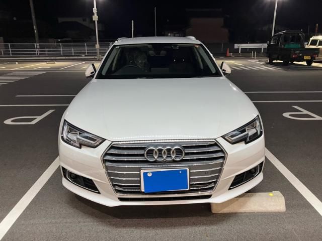 AUDI AUDI A4 AVANT 2017