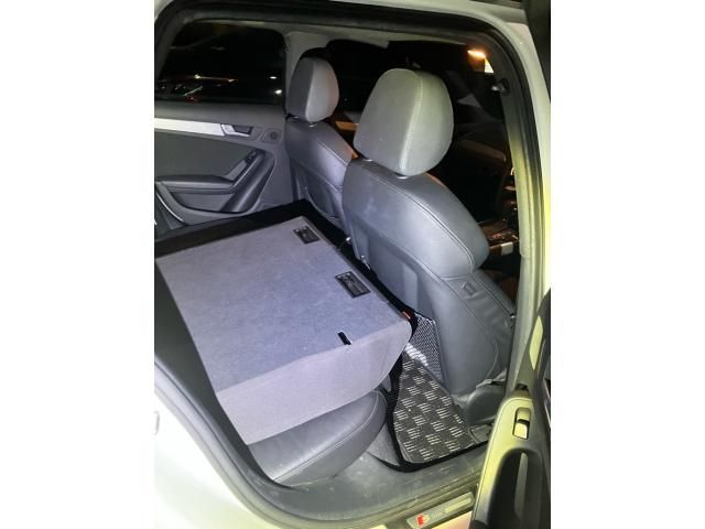 AUDI AUDI A4 AVANT 2010