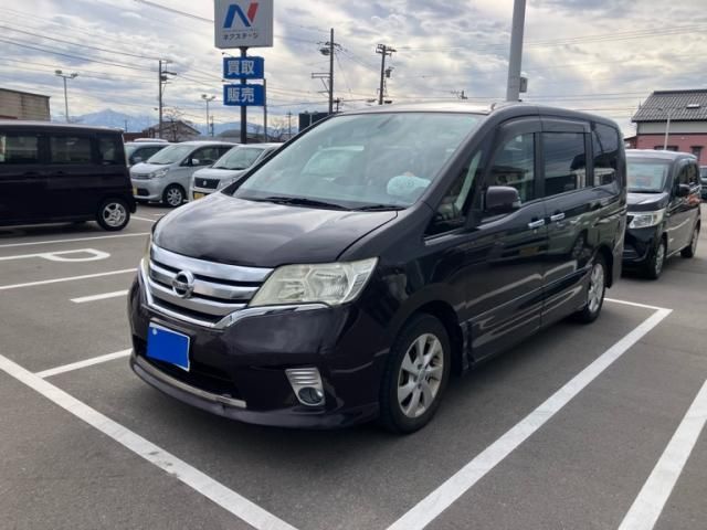 NISSAN SERENA  WG 2011