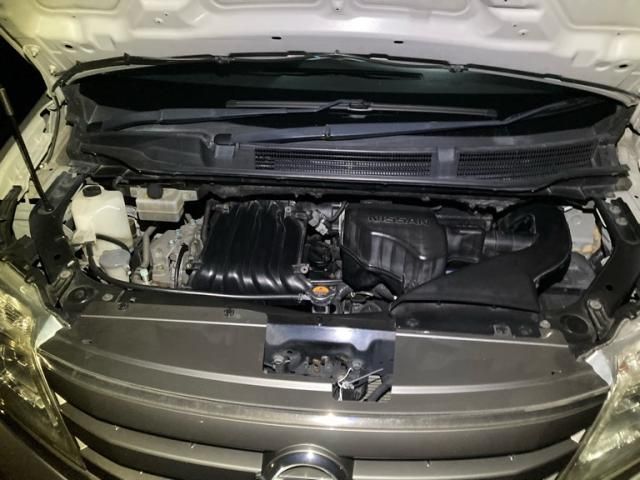 NISSAN SERENA  WG 4WD 2012