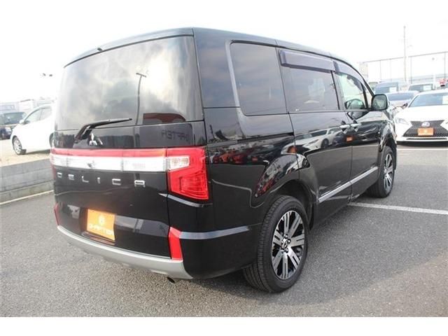 MITSUBISHI DELICA D:5 4WD 2023