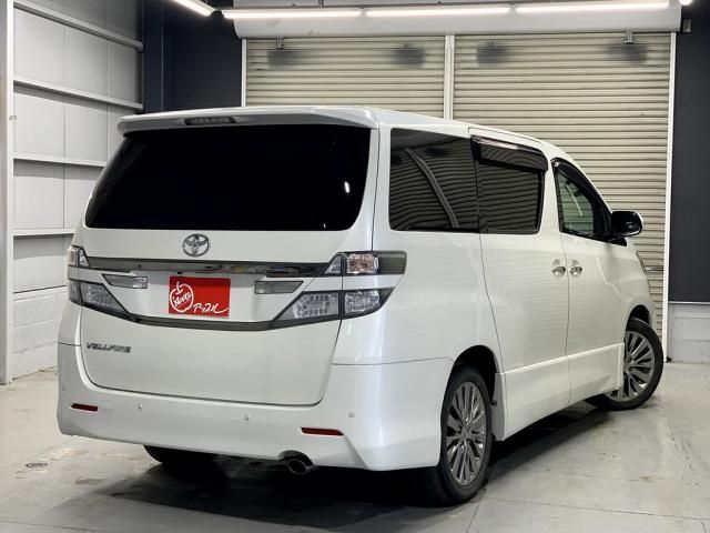 TOYOTA VELLFIRE 2014