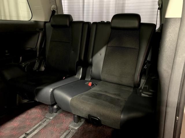 TOYOTA VELLFIRE 2014