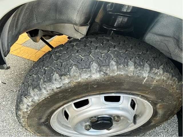 DAIHATSU HIJET dump 4WD 1995