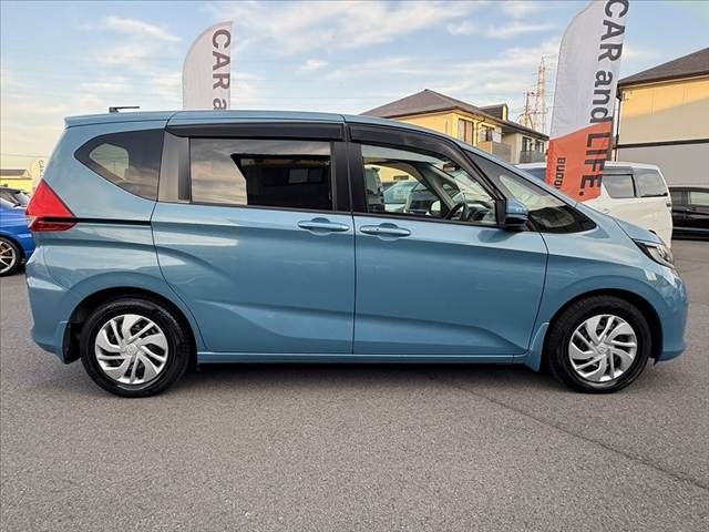 HONDA FREED 2016