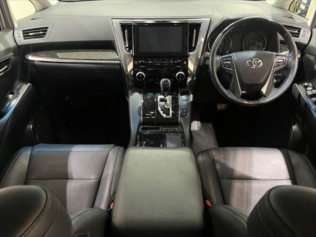 TOYOTA VELLFIRE 2015