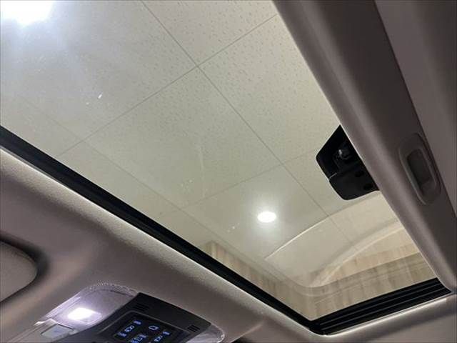 TOYOTA VELLFIRE 2015