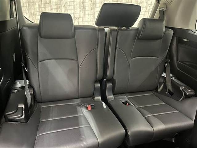 TOYOTA VELLFIRE 2015