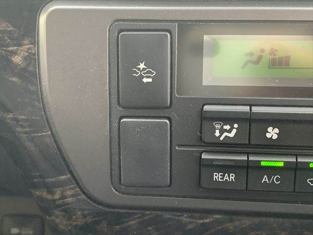 TOYOTA HIACE van 2WD 2018