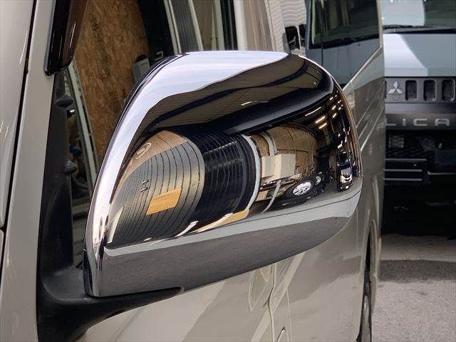 TOYOTA HIACE van 2WD 2018