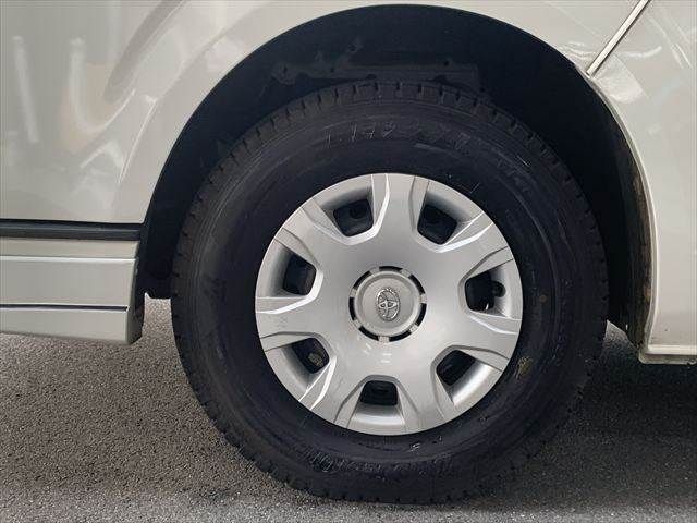 TOYOTA HIACE van 2WD 2018