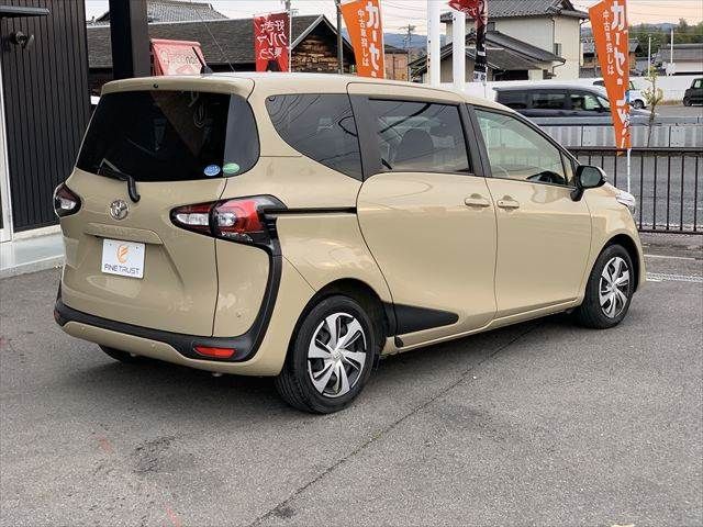 TOYOTA SIENTA 2021