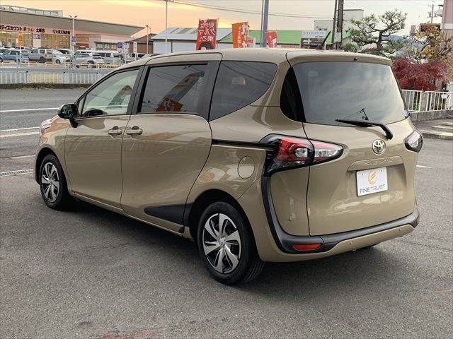 TOYOTA SIENTA 2021