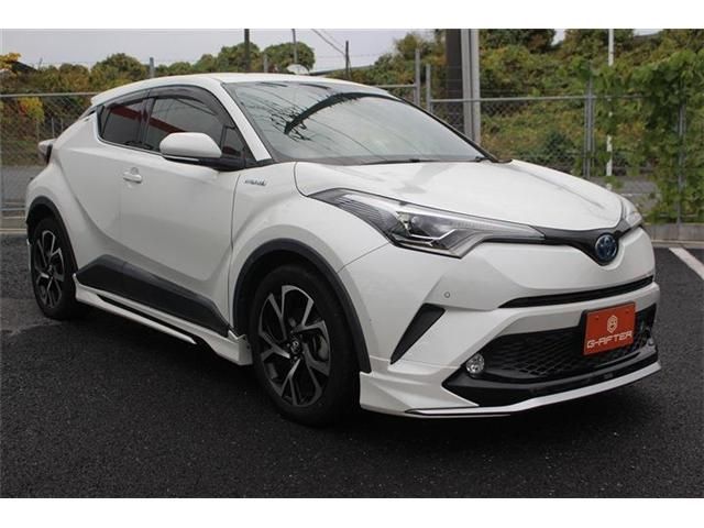 TOYOTA C-HR 2017